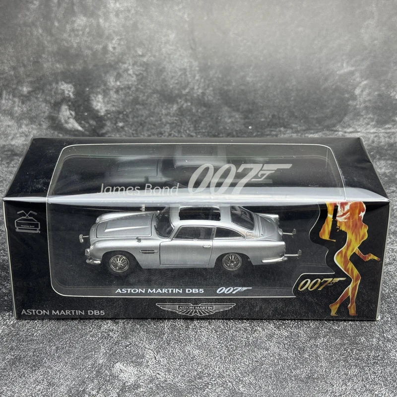 โมเดลรถอัลลอยด์อัลลอยด์อัตราส่วน 1/43 ของแอสตัน มาร์ติน รุ่น DB5 ของเล่นสะสม พร้อมกล่องเดิม