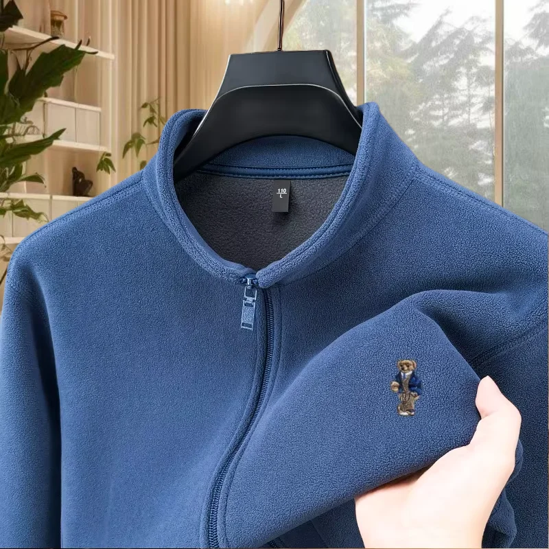 

Brand hot selling autumn winter gentlemen's bear exquisite embroidered cardigan comfortable top men's velvet warm zipper jacket