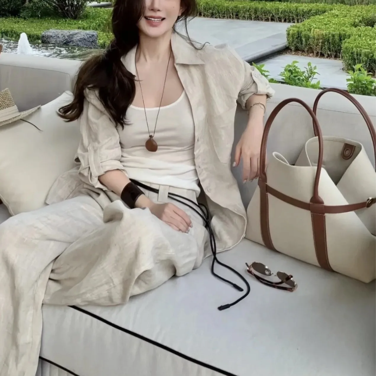 

Versatile High Capaci Patchwork Color Commuter Canvas Ladies Handbag Underarm Bag Soft Polyester Wing ape Tote Bag