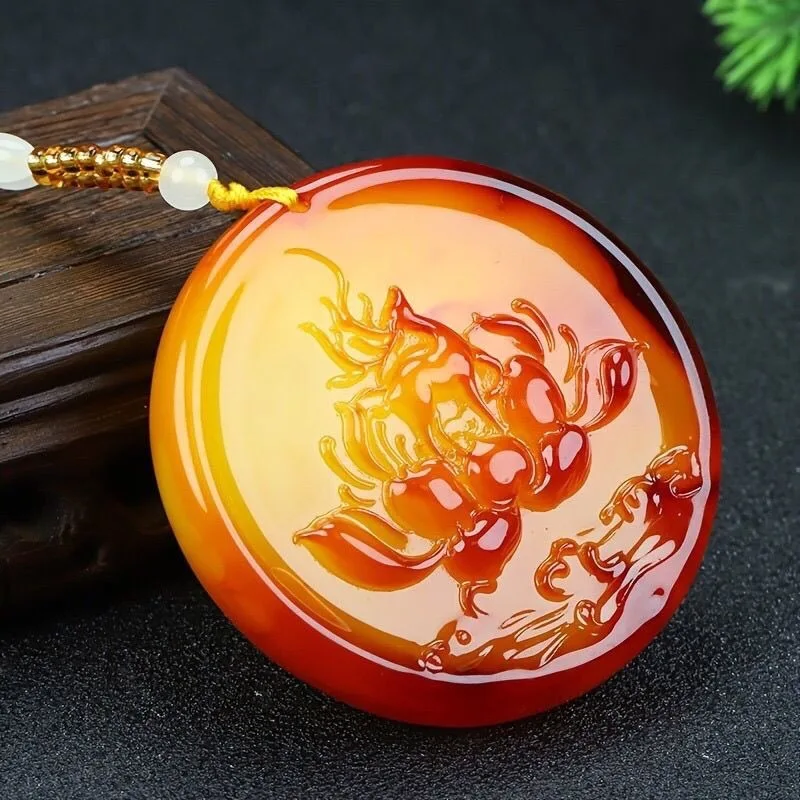 Lotus Beeswax Round Pendant Pendant, Fashionable Versatile Necklace Jewelry (random Rope) Popular