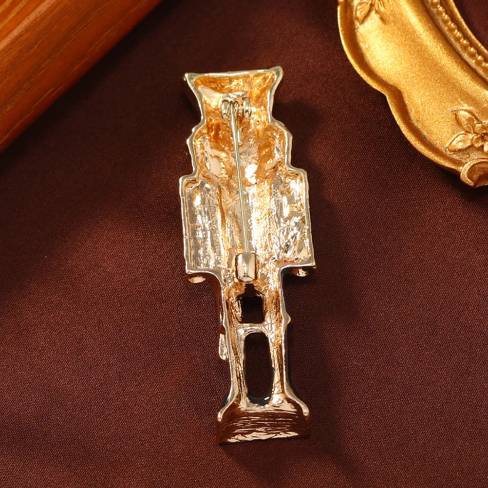 Nutcracker Brooch Pin Soldier Lapel The Banner Clothes Decorative Zinc Alloy Cute