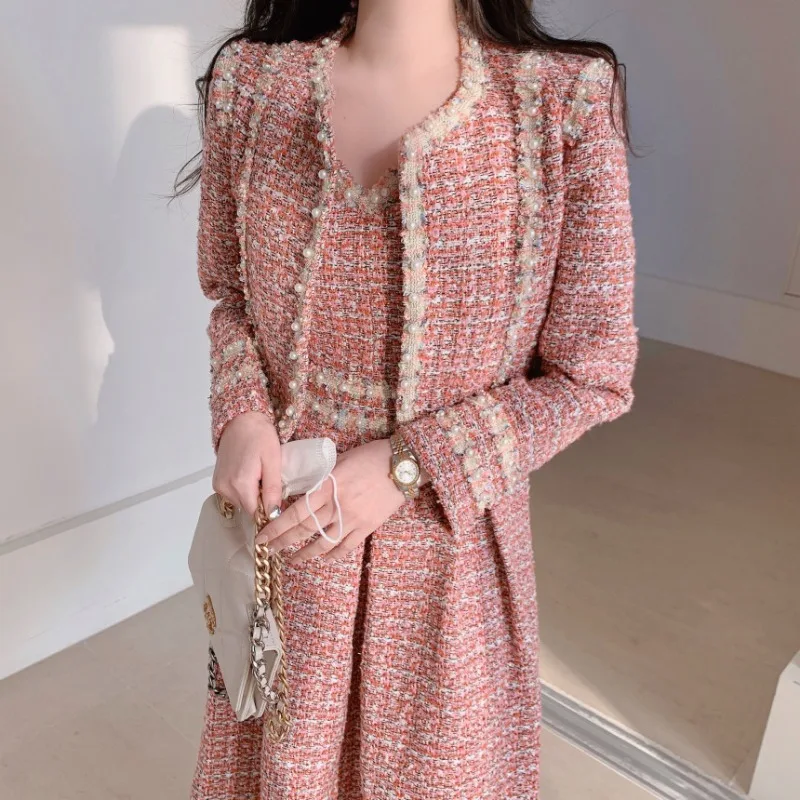 

Chic Pink Tweed Pearl Jacket and Sleeveless Dress Women Korean Elegant Two Piece Sets Lady Streetwear Dress Sets Holiday Party