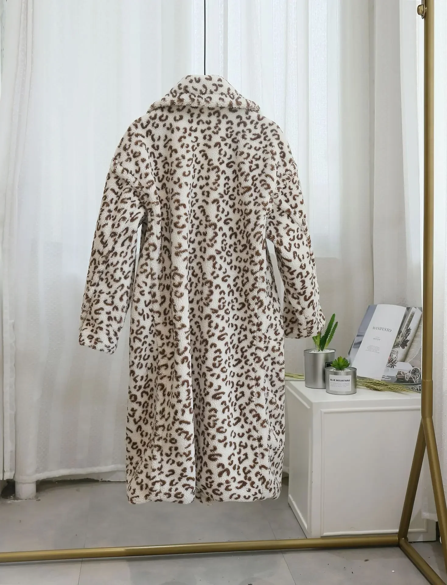 Leopard Coats  New Women Faux Fur Coat Luxury Winter Warm Plush Jacket Fashion artificial fur Women\'s outwear High Quality