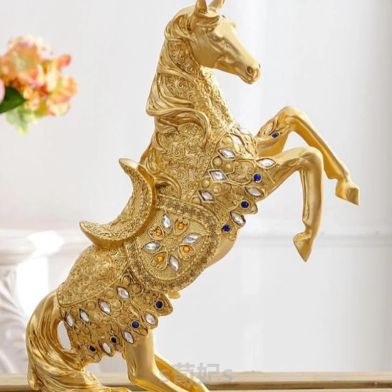 Decorations attract wealth, light luxury, small horse living room, European style horse to decoration, home decor, desktop