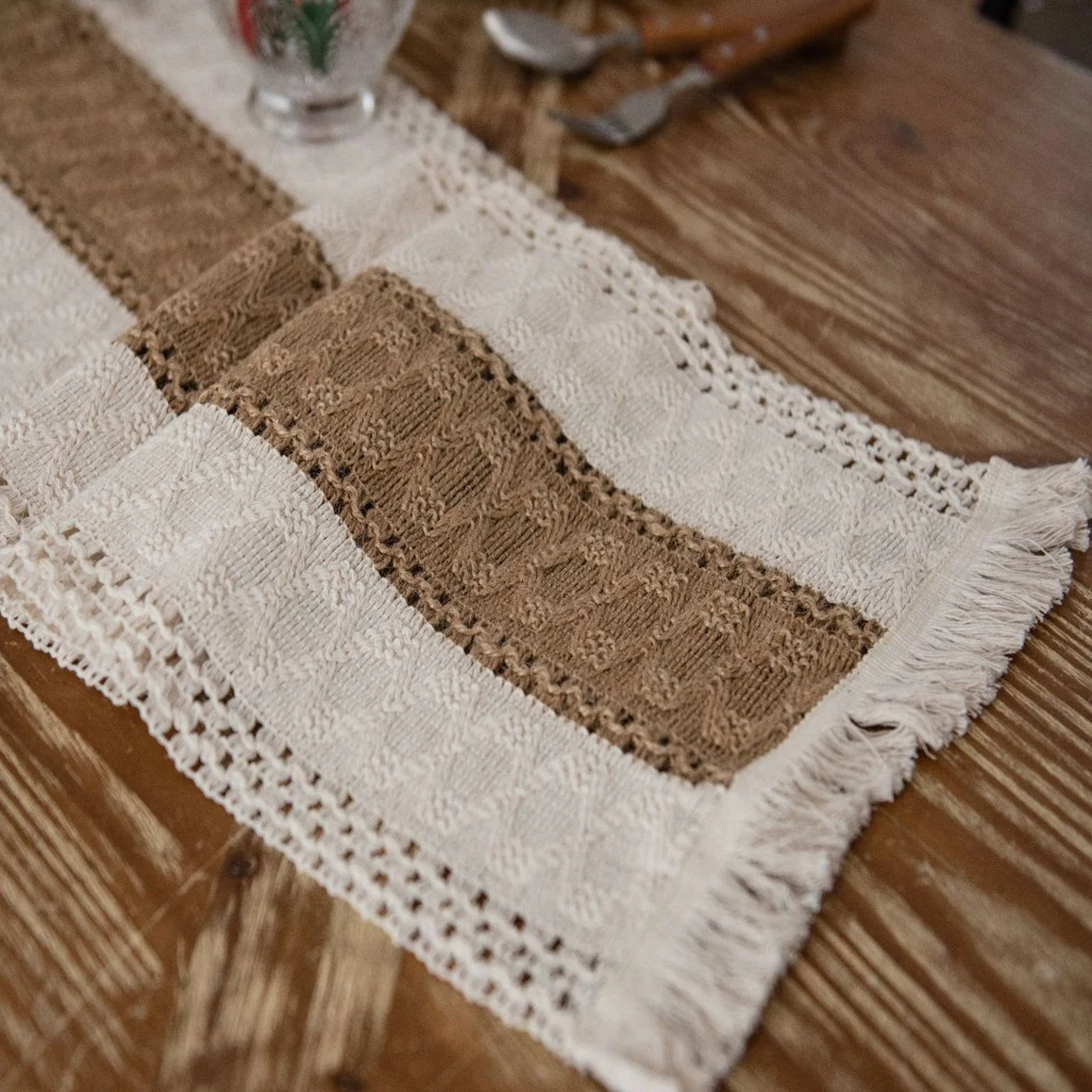 Table Runner Natural Cotton Burlap Striped Splicing Bohemian Style Tables Runner With Tassels Dining Wedding Home Decor