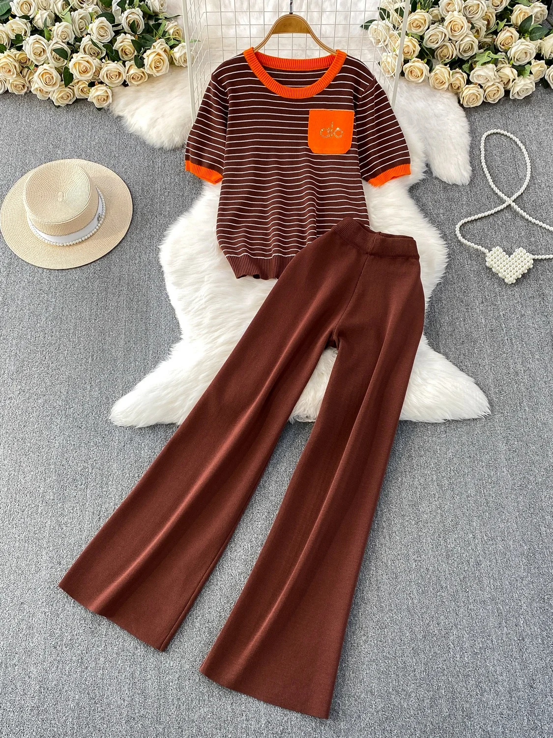 

Faionable Korean Sle Women's Matching Set Loose Striped T-irt with Rhinestone Letters High Waist Wide Leg Pants