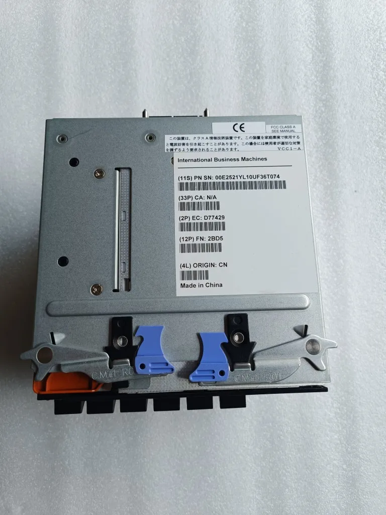 

For IBM 2BD5 00E2520 00E2521 00E0968 00E0969 P740/P720 Hard Disk Cage