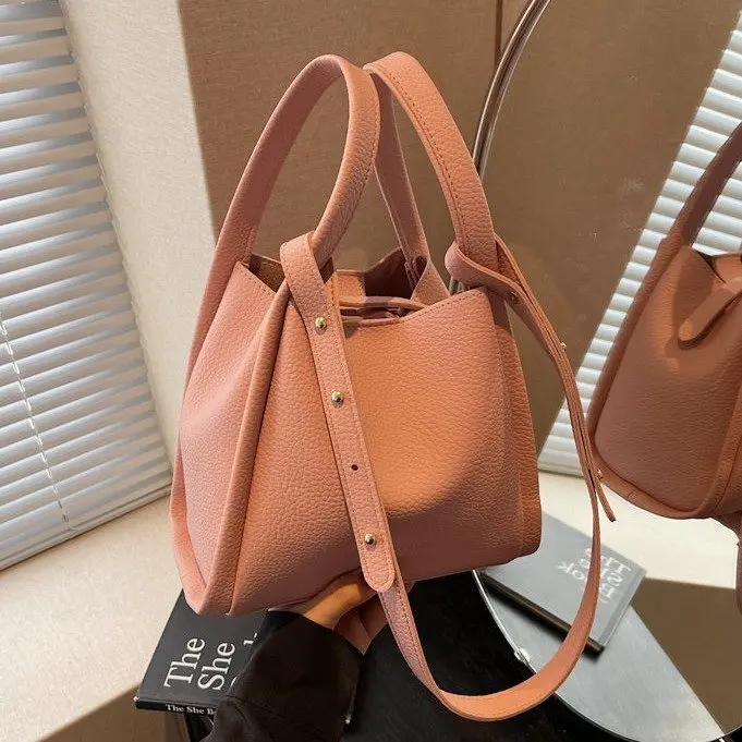 

Зима 2025 624, новая модная универсальная пригородная сумка, большая вместительная сумка через плечо, сумка для подмышек