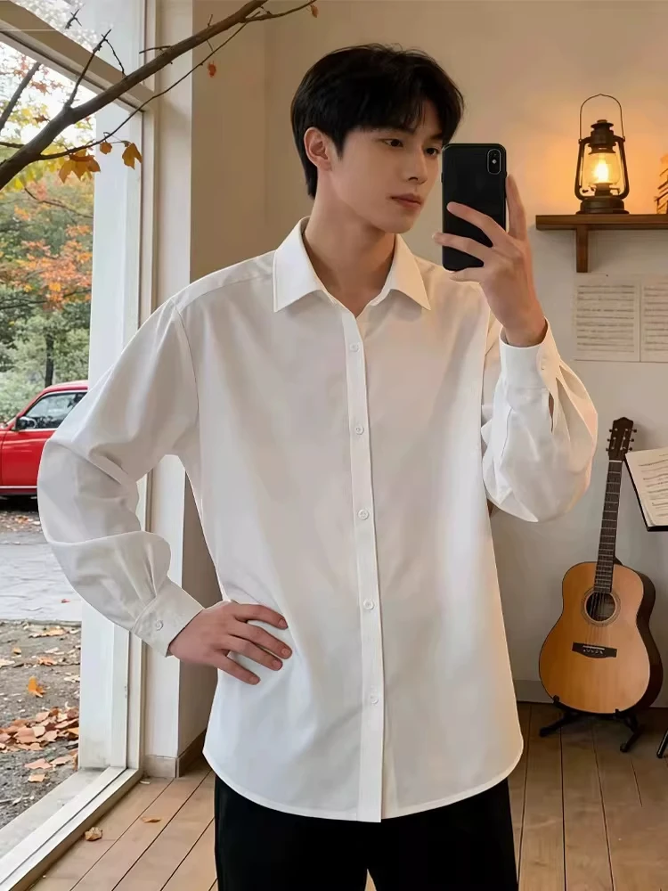 

Белая мужская рубашка с длинным рукавом, свободного кроя, на пуговицах, не мнется, не деформируется, для весны и осени, базовый слой для ношения под одеждой