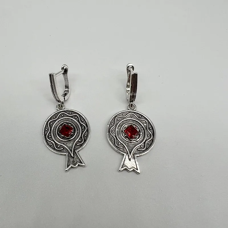 Vintage Metal Hand Engraved Pattern Earrings view 5