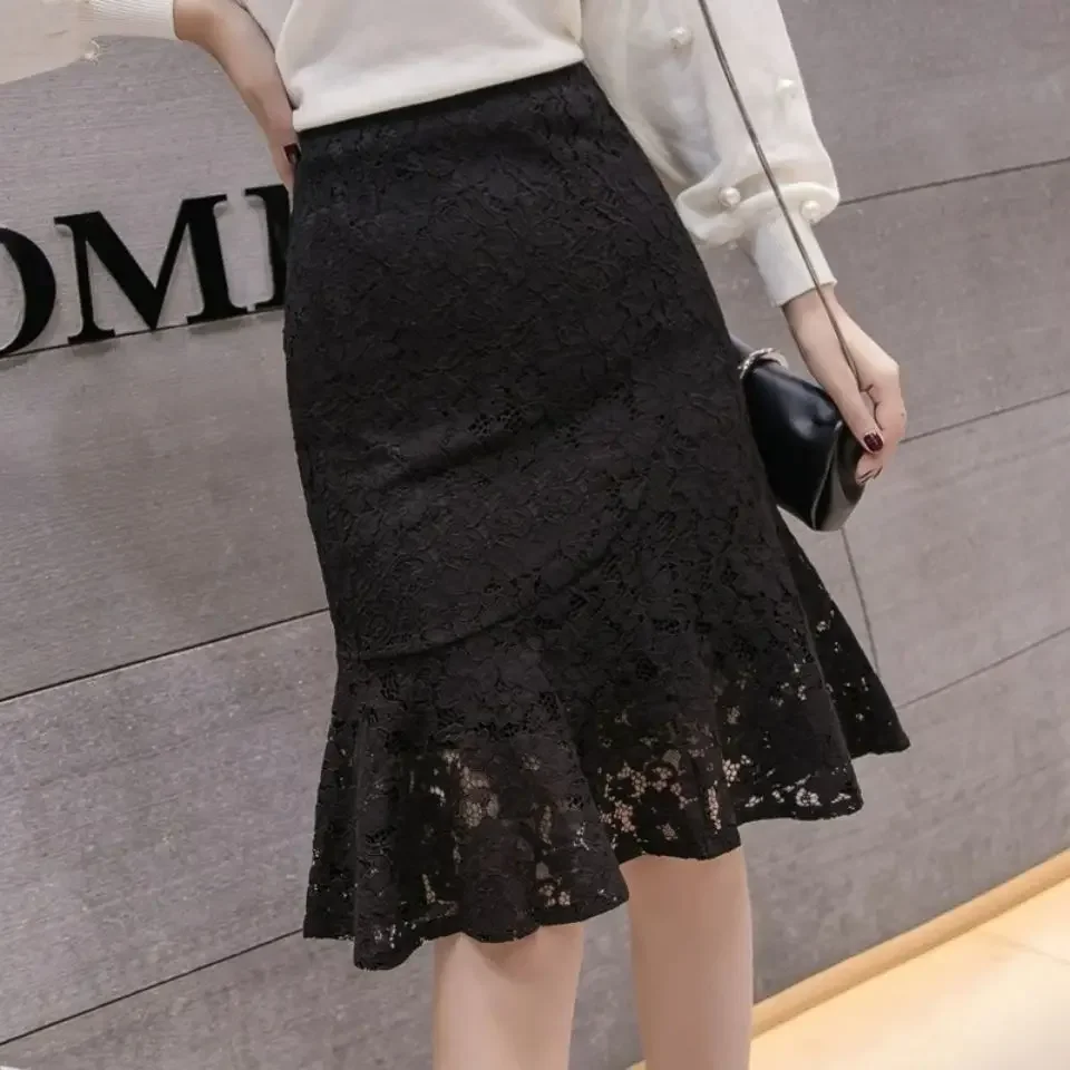 High waist fishtail skirt lace skirt female summer and autumn new long flounces new A word fashion temperament slim hip skirt.