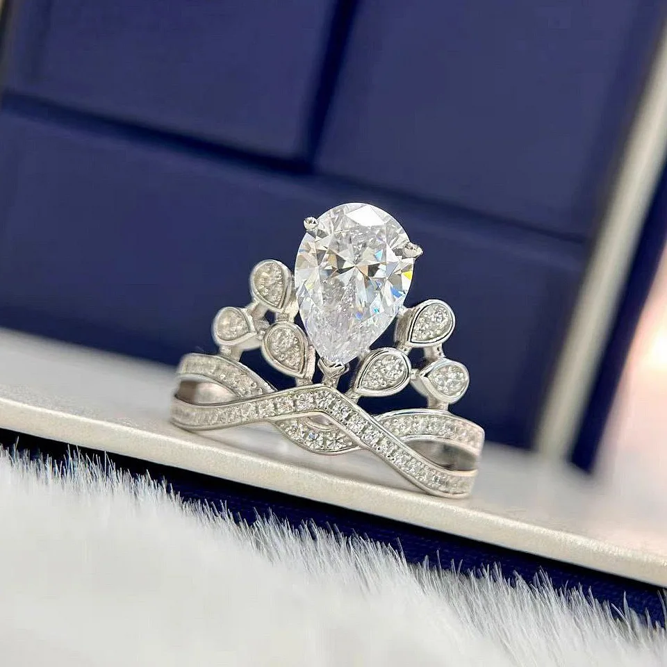 

Women's Teardrop Crown Ring PT950 Platinum 2CT Moissanite Love & Commitment Symbol Princess-Like Cherished Gift