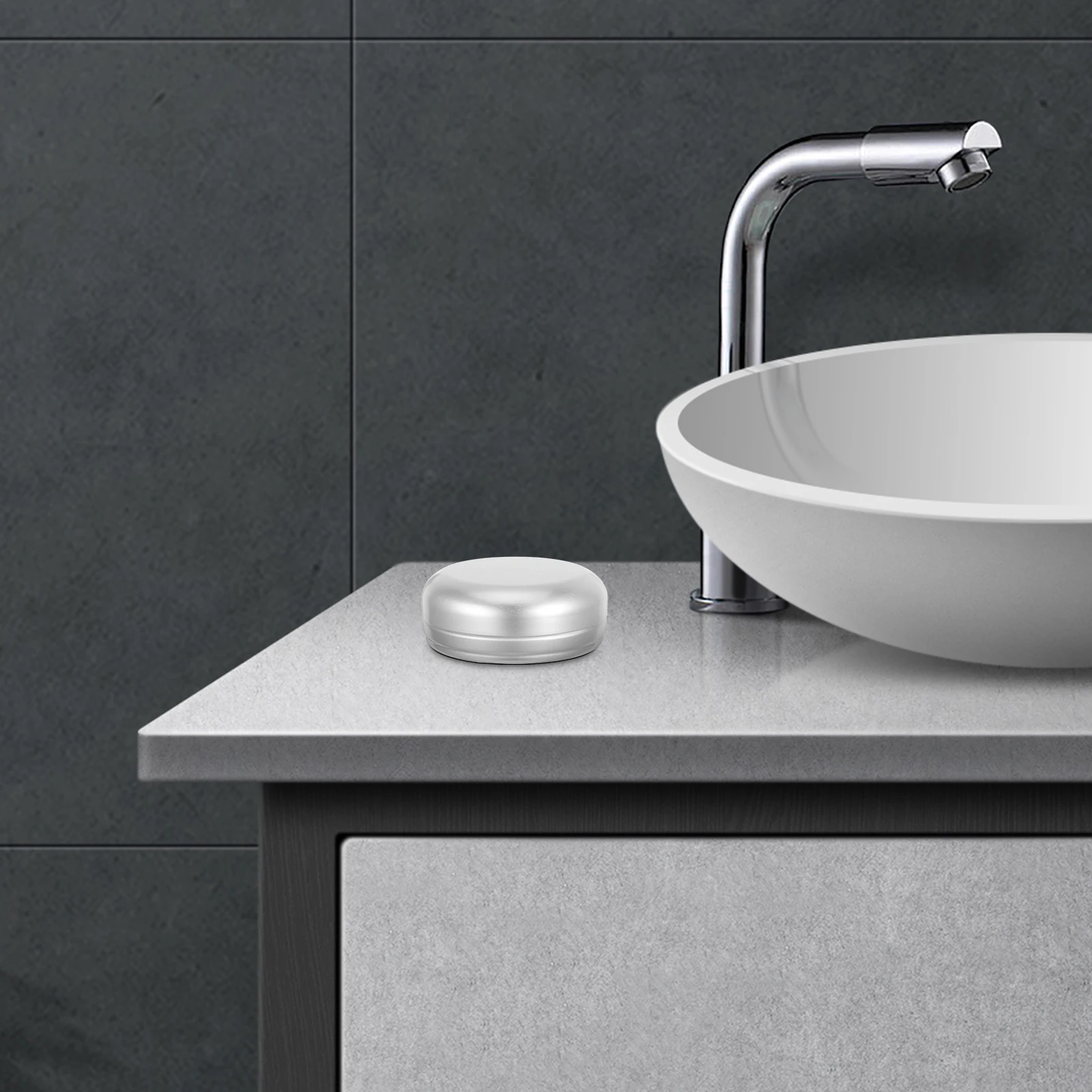 

2Pcs Round Aluminum Soap Box Travel Case Leakproof Soap Holder with Lid Portable Storage Container for Bathroom Use