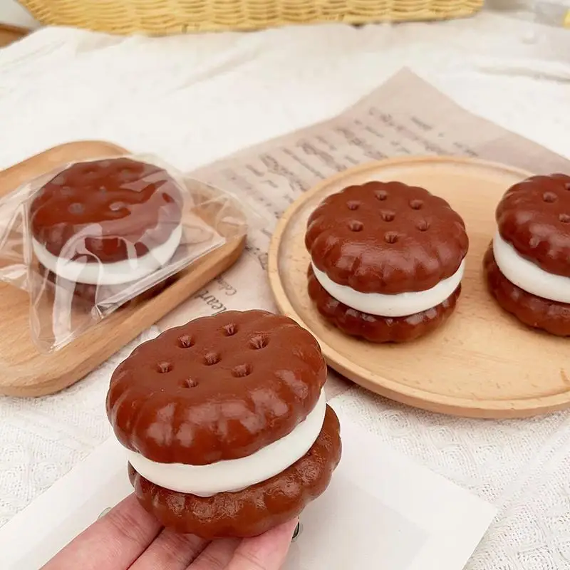 

1Pc Squishy Sandwich Cookies Squeeze Toy Stress Relief Slow Rising Sensory Fidget For Anxiety ADHD Autism Gifts Kids Adults‘