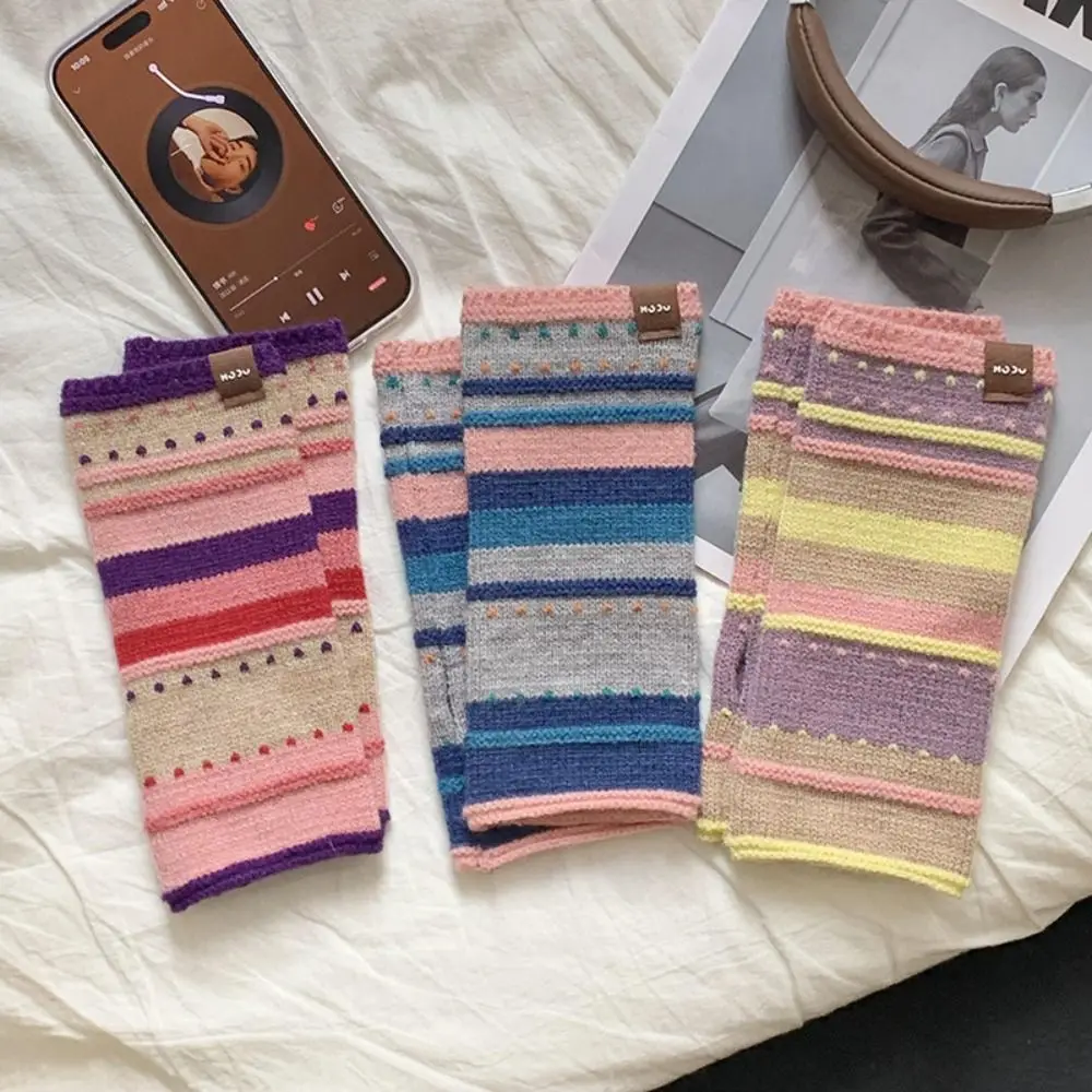 Cute Touch Screen Rainbow Stripe Knitted Gloves Pink Printed Winter Velvet Gloves Wool Plush Women Mittens Riding