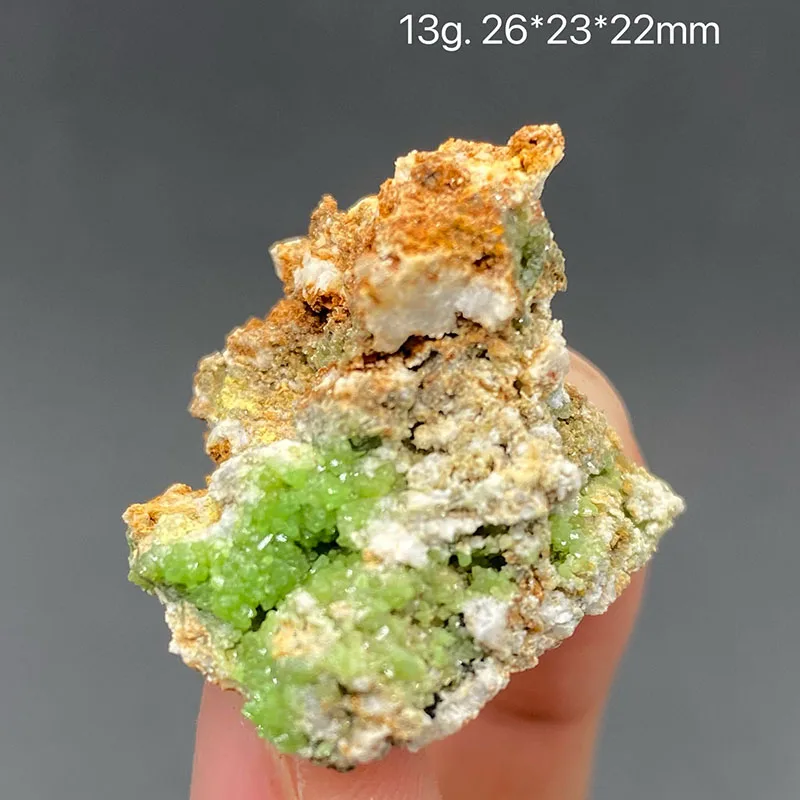 100%  Natural pyromorphite Mineral Specimens Stones and Crystals Healing Crystal
