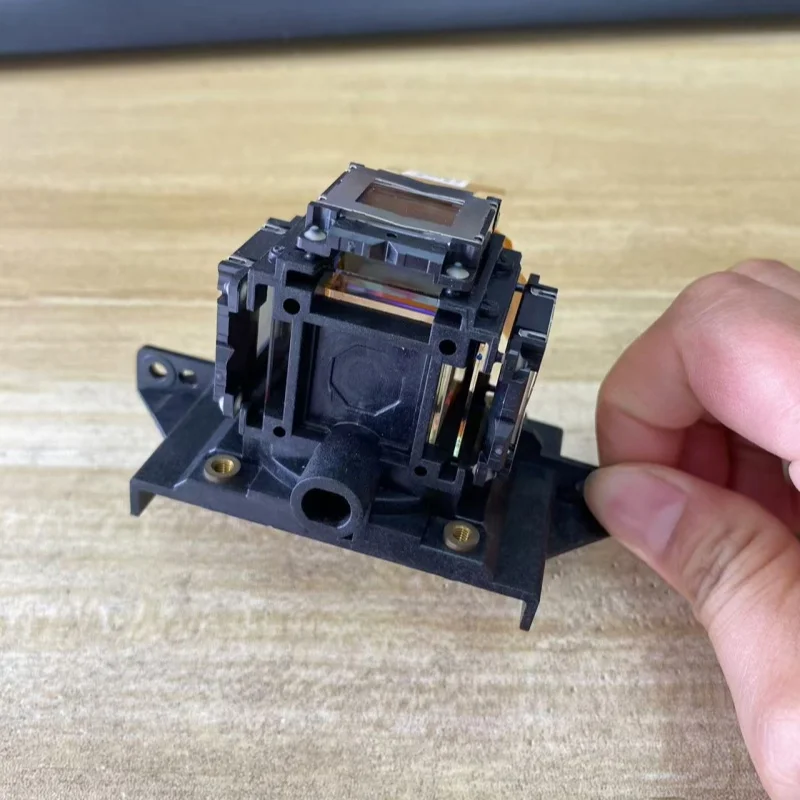 Original Projector LCD Panel Set For Projector LCD Prism Assy VPL-EX235 LCX124 Whole Block Optical Assembly