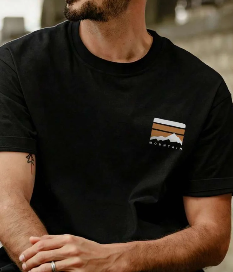 Men's Minimalist Mountain Element Printed Short Sleeved T-shirt Yellow T-shirt with Retro Round Neck Short Sleeved Shirt T-shirt