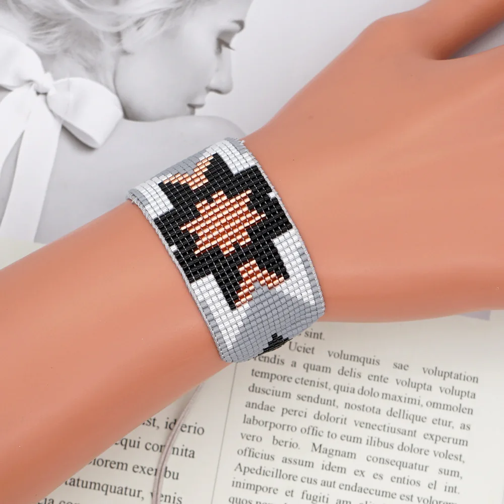 

ZGMXR Браслет из рисовых бусин, оригинальный модный геометрический узор, регулируемый ручной работы, простой женский браслет из бисера в богемном стиле