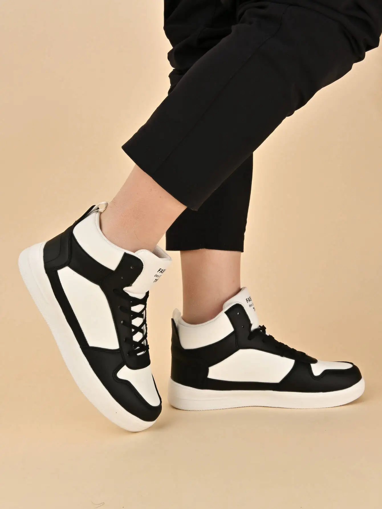 Herren Schuhe Vulkanisieren Schuhe Turnschuhe Mann Vulkanisierte Turnschuhe Männlichen Komfortable High Top Schuh Licht Männer Herbst Frühling Mode Stiefel – Detail 6