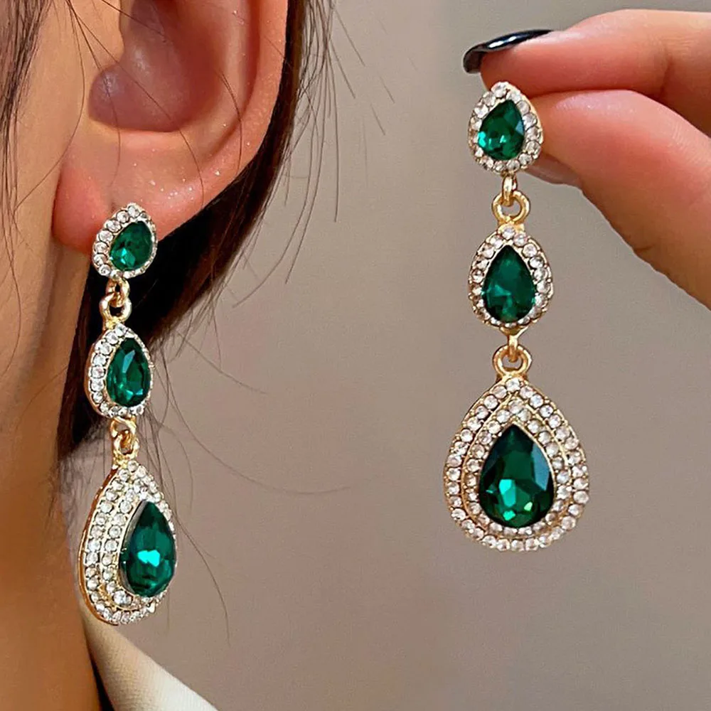 TREAZY Pendientes delicados chapados en oro con forma de gota de agua de cristal verde para mujer, pendientes colgantes para novias, regalo de cumpleaños y boda para graduación