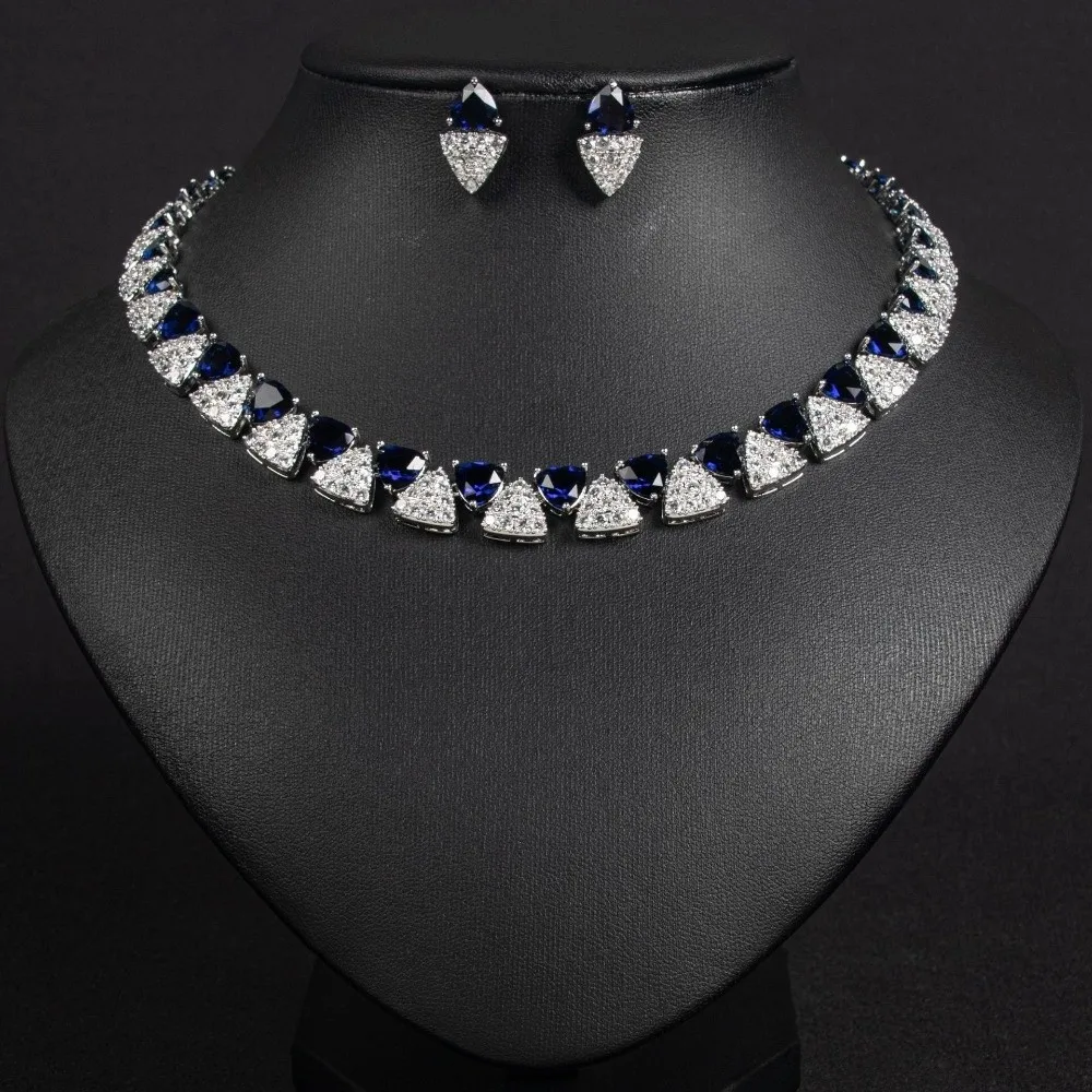Shiny Zirconia Necklace Earring Set Pave Setting Clavicle Choker Wedding Jewelry Set Triangle Shape Sparkling Finish