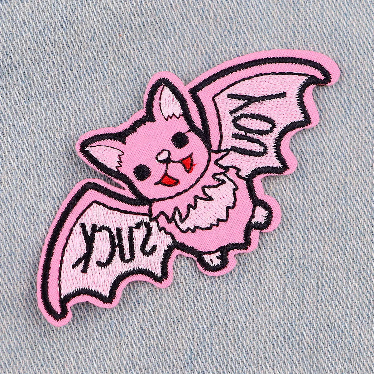 Pink Beleüt embroidered mágikus Birtokrész számára Öltözés Póló patches -en ruhák diy badges -en Hátiszák Csináltatás accessor Kereskedés