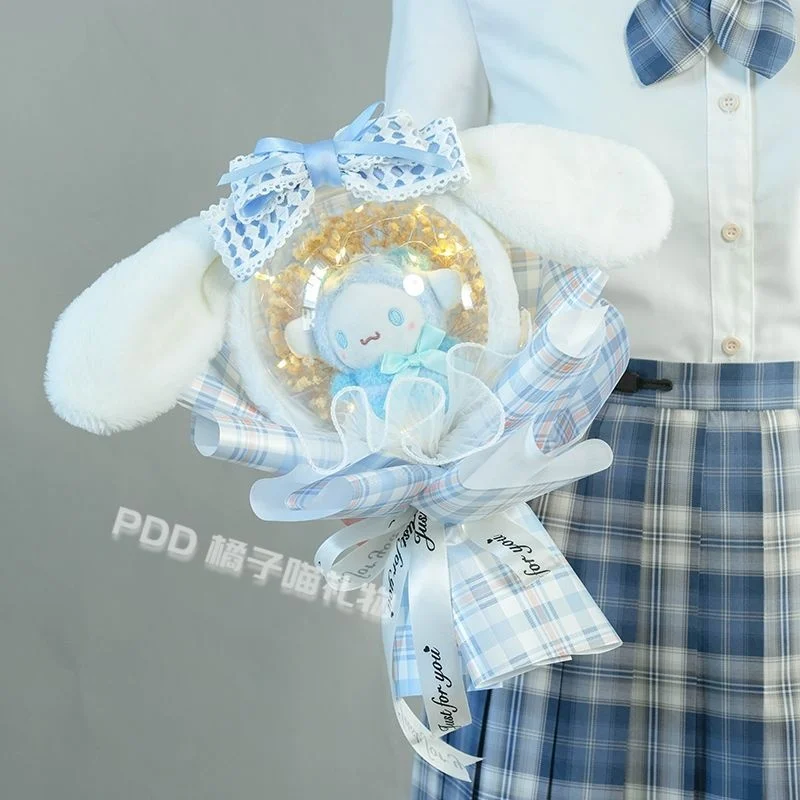 ไฟ Led การ์ตูน Sanrio Cinnamoroll HelloKitty Plush Bouquet Kuromi ตุ๊กตาตุ๊กตาช่อดอกไม้วันวาเลนไทน์ Kado Wisuda