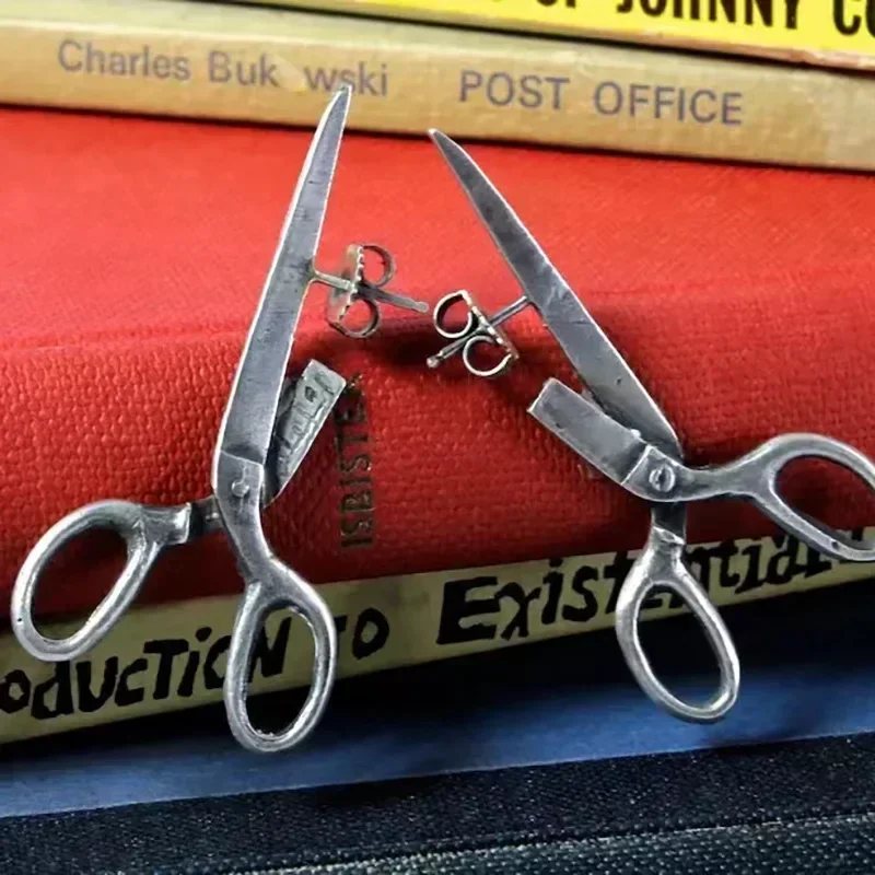 Dark Gothic Vintage Imitation Scissors Exaggerate Stud Earrings for Men Women Goth Punk Silver Color Halloween Fashion Jewelry