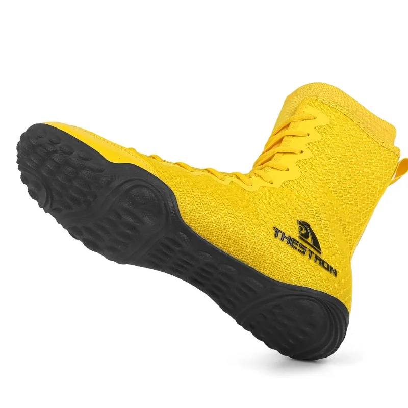 2026 New Indoor Men Wrestling ShoesHigh Top Boxing Fighting Boots Professional Youth Boxing Sneakers