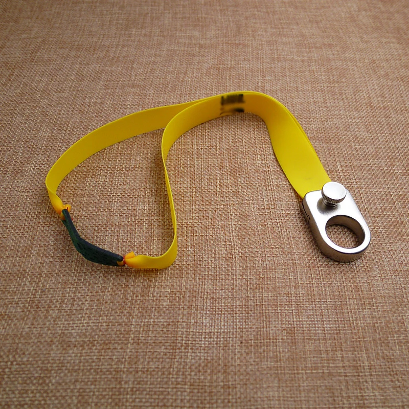 

Outdoor EDC Portable Powerful Slingshot Ring Hunting Catapult Metal with Rubber band Hunting Tool Finger Slingshots