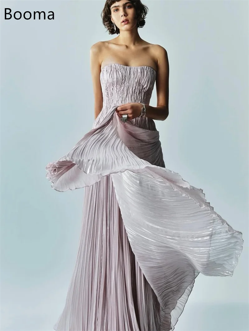 Booma a-line مطوي لامع بدون حمالات للنساء فساتين رسمية للحفلات الراقصة للنساء فساتين سهرة بدون أكمام بسيطة مخصصة 2025