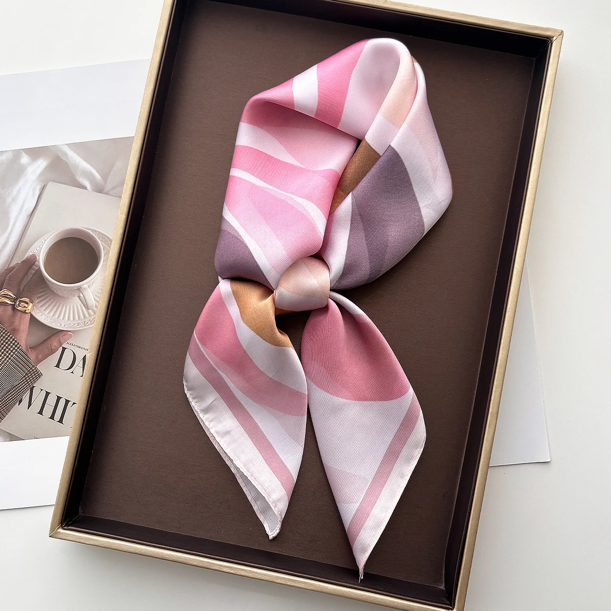 Foulard carré en satin imitati - Scarf Silk Square avis et prix
