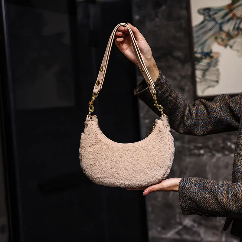 New In Vintage Button Plush Underarm Shoulder Bag Small Fur Half Moon Bags For Women Luxury Designer Handbag Purses
