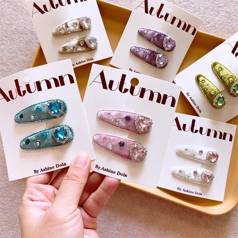 

2pcs/set Retro Kids Girl Hair Clip Vintage European Style Princess Hair Pin for Toddler Girl Velvet Belt Crystal Baby Headwear