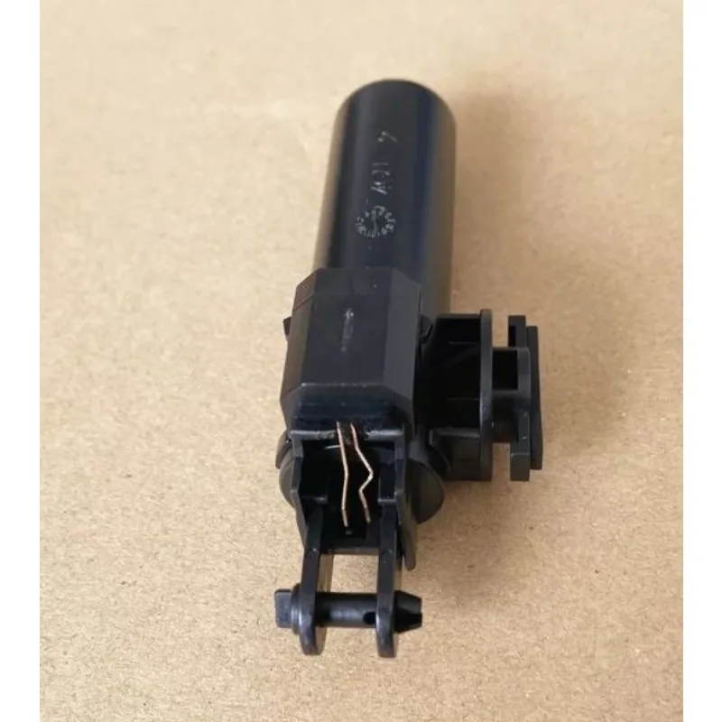 For Audi A6L 05-15 A4L 09-15 Q5 10-18 A8 04-13 Q7 07-15 Right Glove Compartment Buffer Spring Damping Switch Includes One Pin