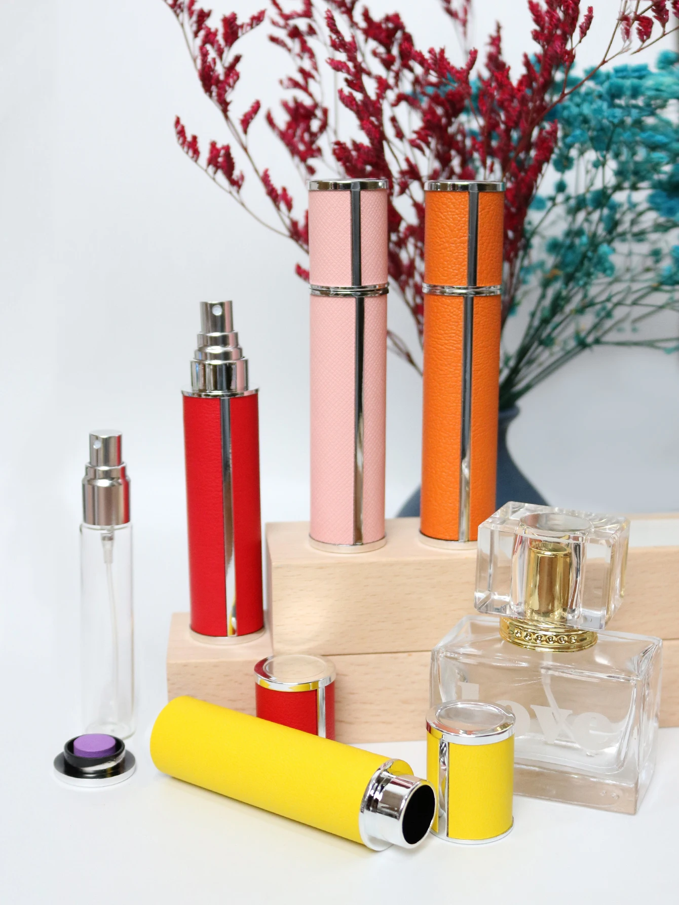 10ml luxury leather wrapped glass perfume spray bottle, portable mini refillable perfume atomizer, BPA-free cosmetic container