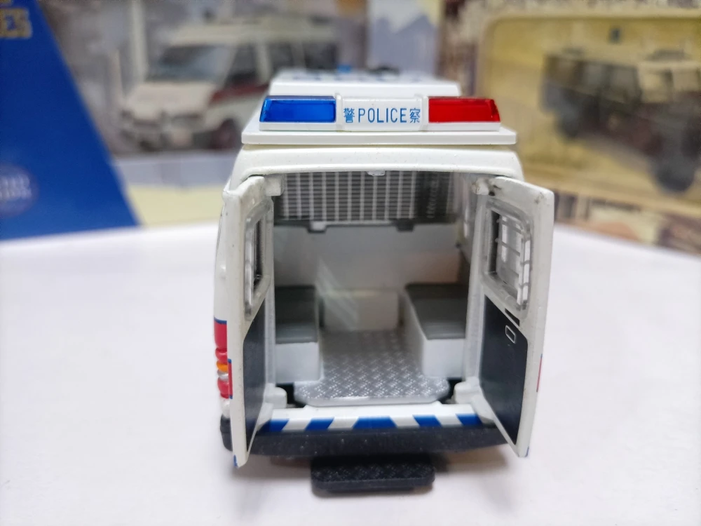 1:43 Scale Diecast Alloy Ford Police Support Patrol Vehicle Car Model Classic Adult Collection Toys Souvenir Gift Static Display