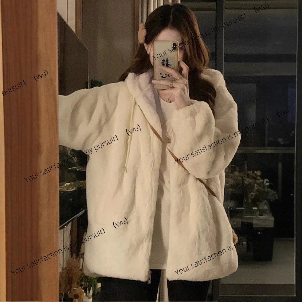 เสื้อโค้ทขนแกะสำหรับผู้หญิง ฤดูใบไม้ร่วงและฤดูหนาว ผ้าฟลีซหนานุ่ม ให้ความรู้สึกหรูหรา บุผ้าฝ้ายอย่างดี