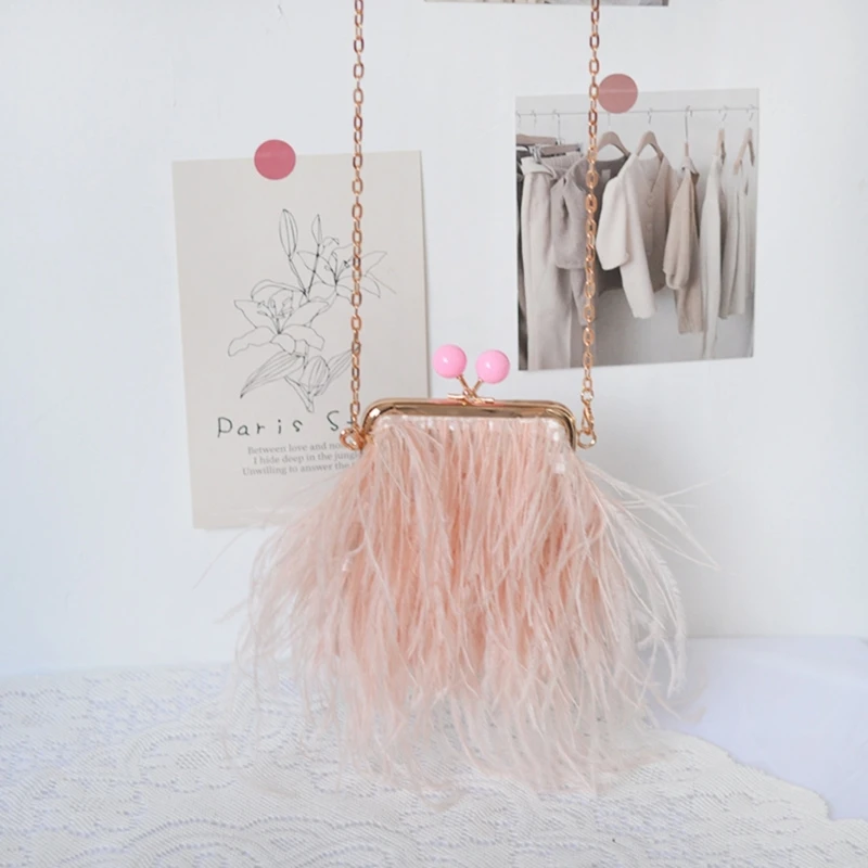 à main en peluche avec plumes mini à bandoulière avec chaîne amovible