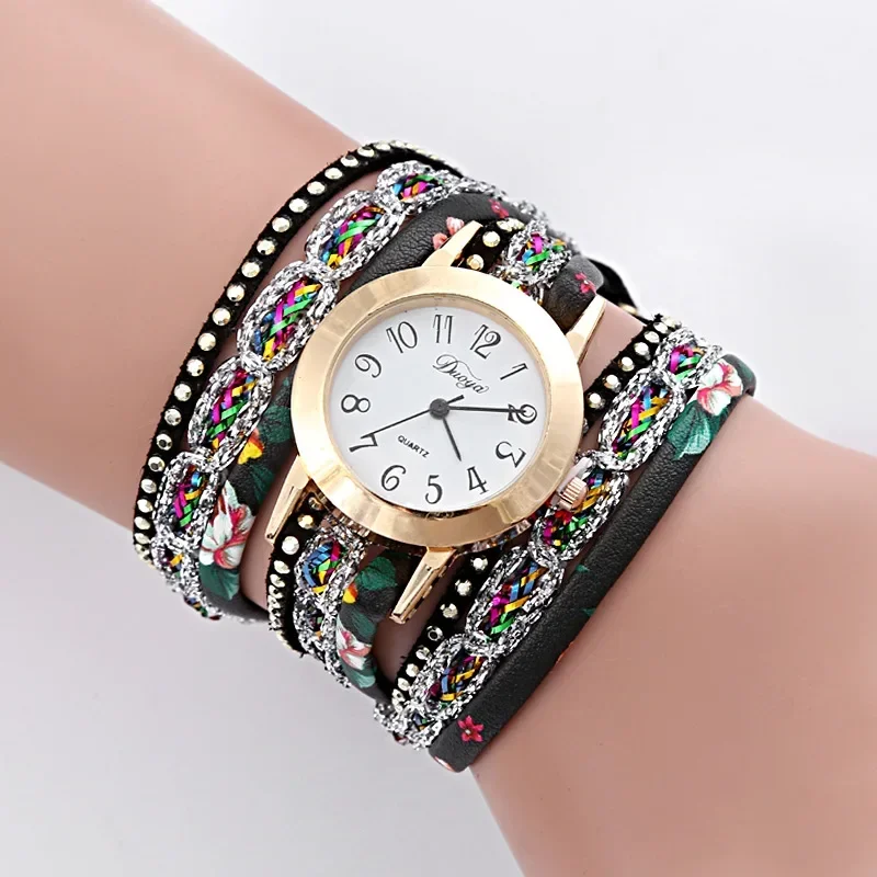 Women Colorful Rhinestone Bracelet Watch Ladies Quartz Watch New Fashion Rivet Circle Women Wrist Watches for Men Women