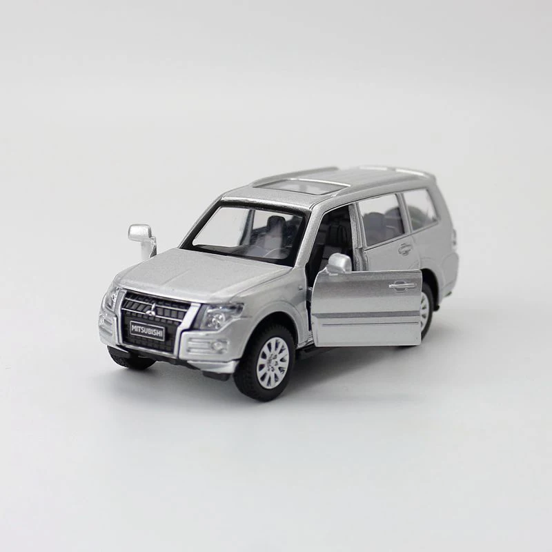 Diecast Originele 1:43 Schaal Pajero Simulatie Legering Model Auto Statische Display Collectible Toy Gift Decoratie Souvenir