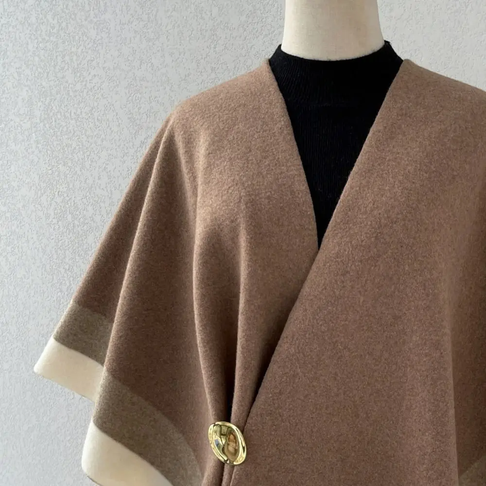 Elegant Warm Open Front Cape Shawl Comfortable Oversized Striped Border Poncho Fringed Edge Soft Warm Wool Cape Coat Outdoor Use