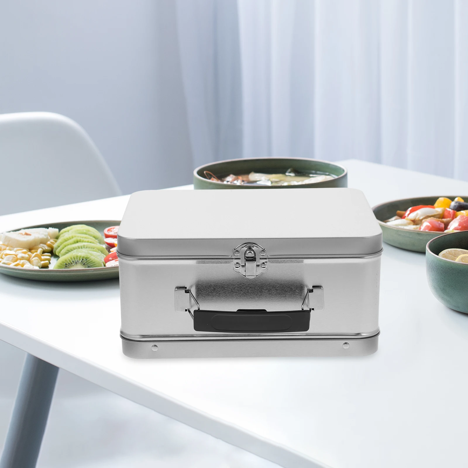 

Handheld Gift Tin Box Metal Lunch Container Food Storage Bento Case Retro Portable Snack Holder Vintage Storage