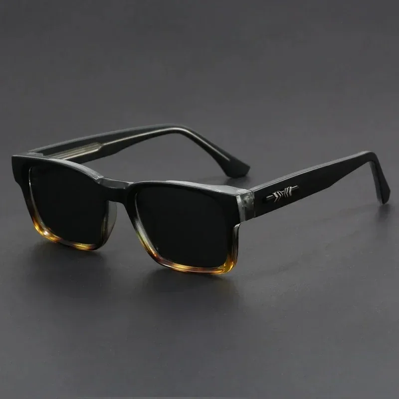 New Men's Advanced Ultra Light Coarse Frame Fashion Square Sunglasses Women Men Trendy Anti Mist Outdoor Driving Shades UV400