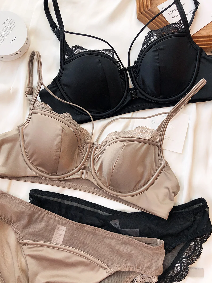 Sexy Hollow Front Buckle Bra Women Underwear Set French Lace Thin Cup Bralette Comfort Gather Push Up Bra and Panties Lingerie