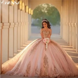 Vestido de graduación de quinceañra rosa brillante, cuentas cosidas a mano, apliques dorados sin hombros, vestido de princesa personalizado dulce 16