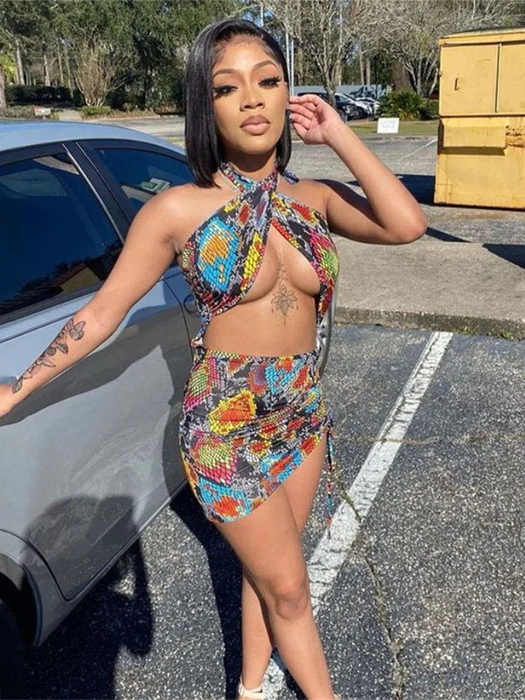 이상한 뱀 무늬 Y2K 섹시 홀터 드레스 여성 스키니 스트레치 배꼽 노출 바디콘 백리스 드로스트링 패션 휴가 의상