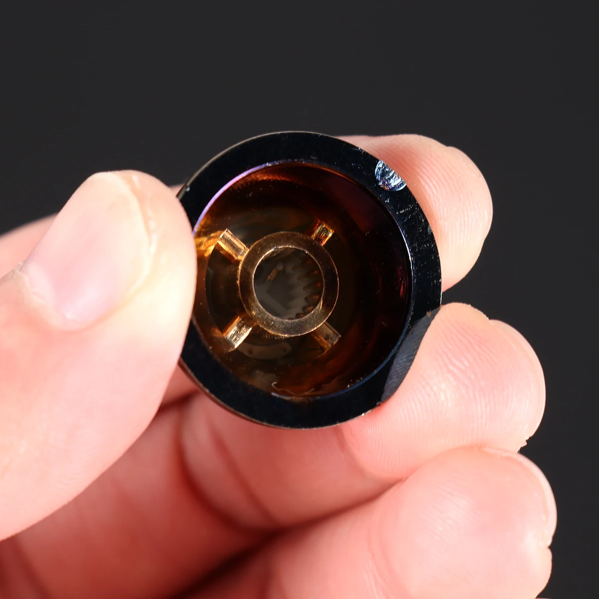 

3Pcs D65 Bronze Color Volume Control Knob for Electric Guitar Bass Accessory 1 Volumes 2 Tones Knobs Cap