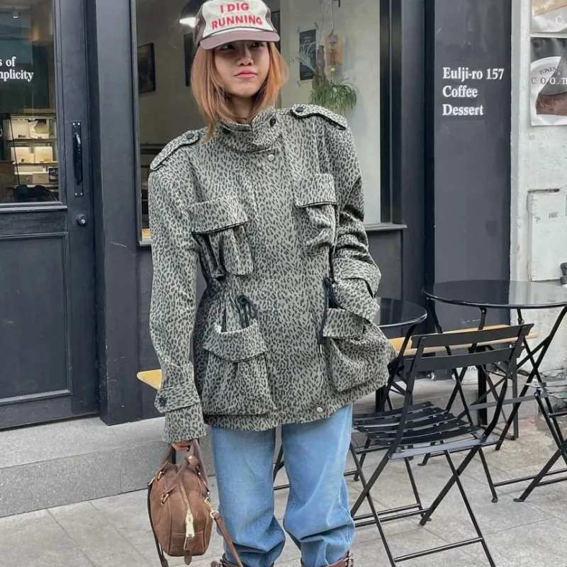 

Women's Autumn and Winter New Korean Dongdaemun Retro Style Stand-up Collar Leopard Print Multi-pocket Jacket